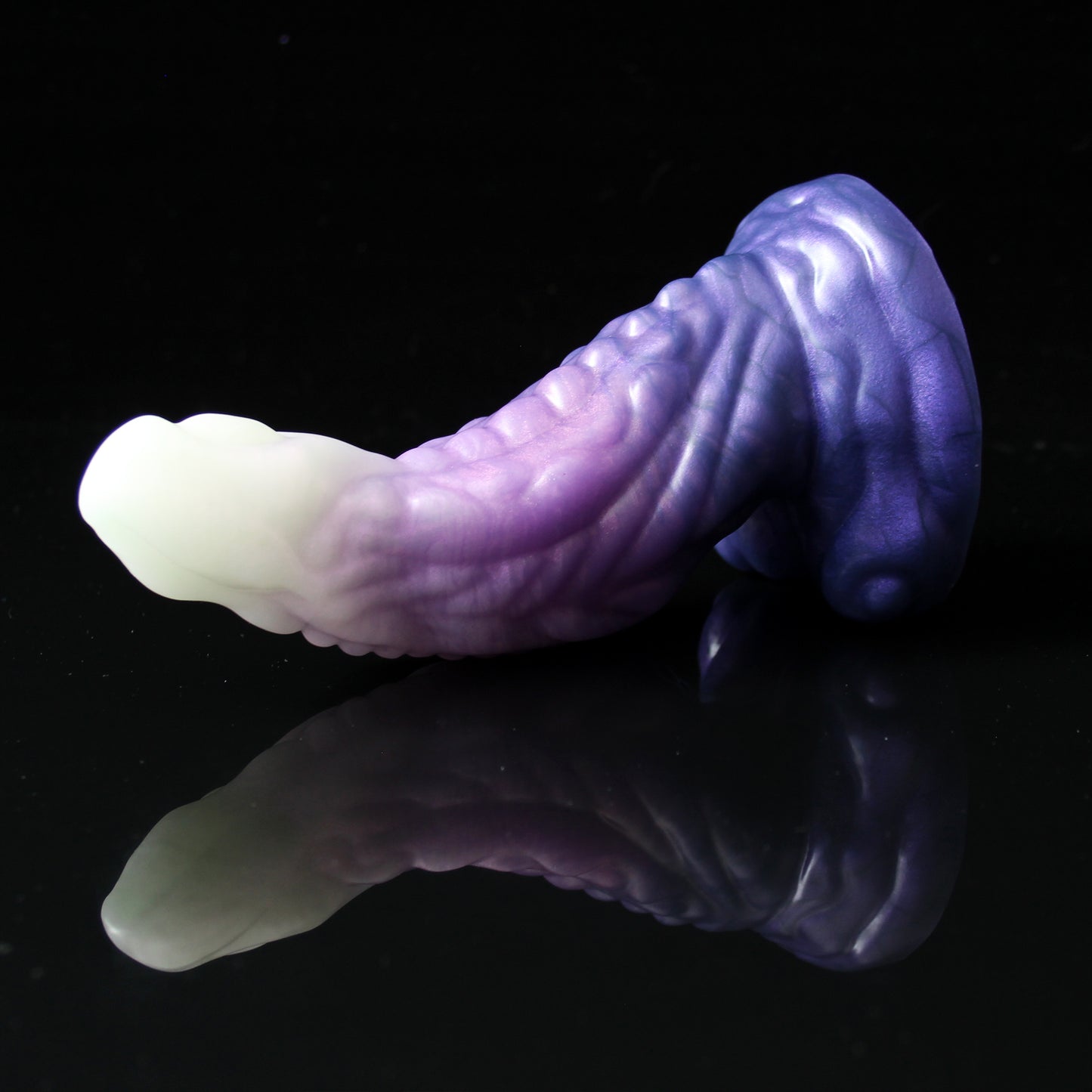 Outlander - Size Mini - Medium Soft Firmness (GITD)