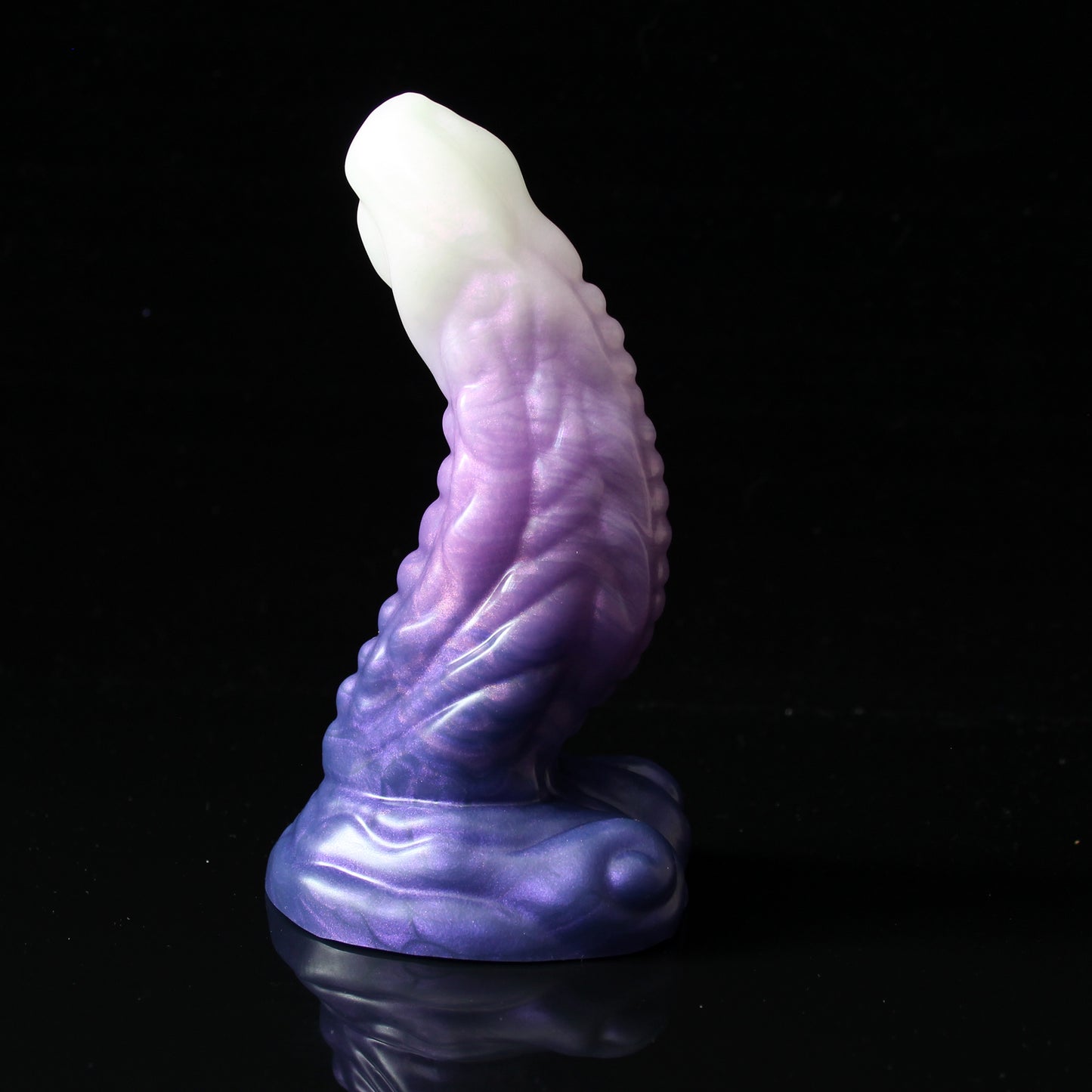 Outlander - Size Mini - Medium Soft Firmness (GITD)